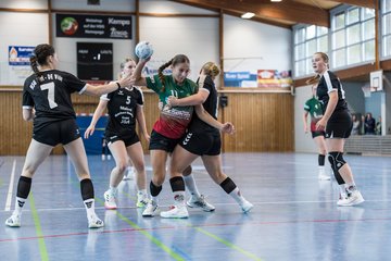 Bild 62 - wBJ HSG Kremperheide/Muensterdorf - HSG Joerl-Doppeleiche Vioel : Ergebnis: 34:23